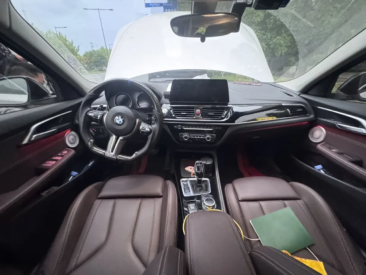 2022 BMW 1 Series 2.0T 192HP L4 7DCT,autocango,china used car exporter,china ev exporter,chinese used car exporter,chinese used ev exporter