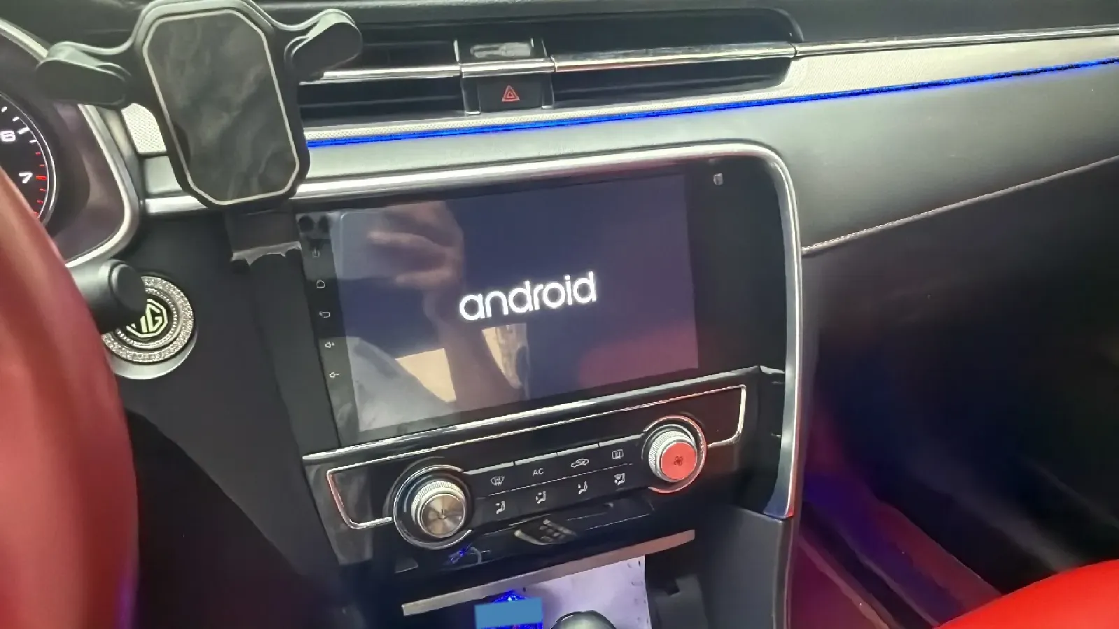 2019 MAXUS D60 1.5T 169HP L4 7DCT,autocango,china used car exporter,china ev exporter,chinese used car exporter,chinese used ev exporter