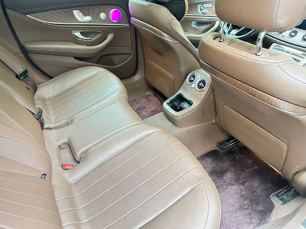 2022 Mercedes-Benz E Class 2.0T 258HP L4 9AT,autocango,china used car exporter,china ev exporter,chinese used car exporter,chinese used ev exporter