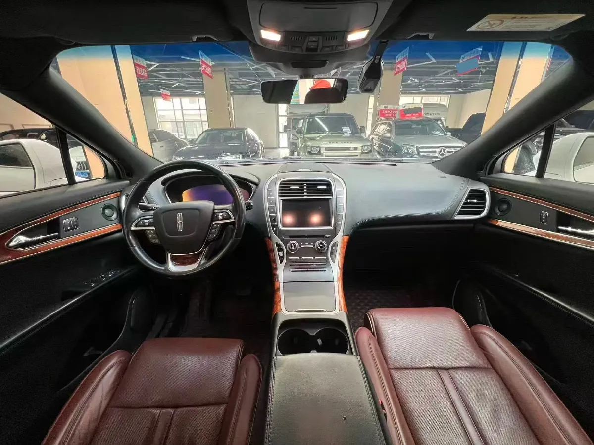 2019 Lincoln Nautilus 2.7T 329HP V6 8AT,autocango,china used car exporter,china ev exporter,chinese used car exporter,chinese used ev exporter