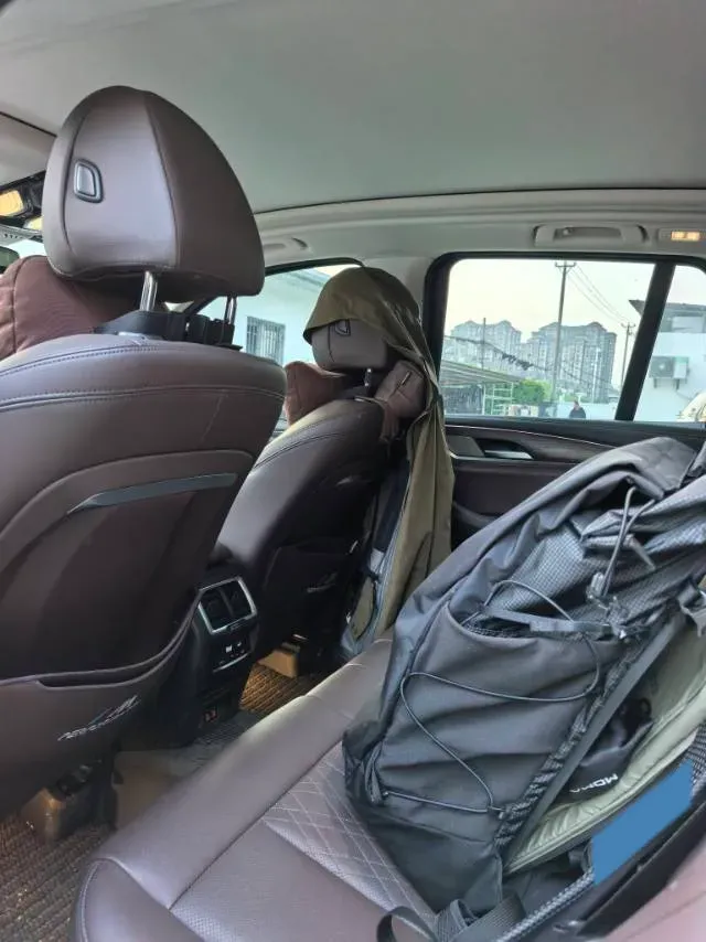 2022 BMW X3 2.0T 252HP L4 8AT,autocango,china used car exporter,china ev exporter,chinese used car exporter,chinese used ev exporter