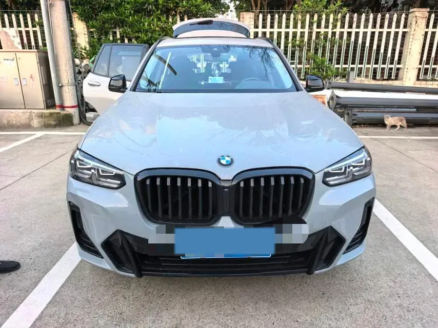 2022 BMW X3 2.0T 252HP L4 8AT,autocango,china used car exporter,china ev exporter,chinese used car exporter,chinese used ev exporter