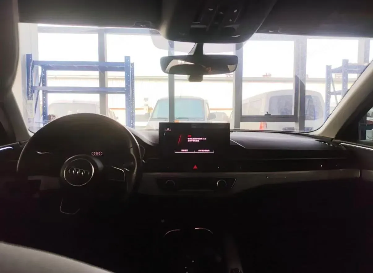 2020 Audi A4L 2.0T 190HP L4 7DCT,autocango,china used car exporter,china ev exporter,chinese used car exporter,chinese used ev exporter