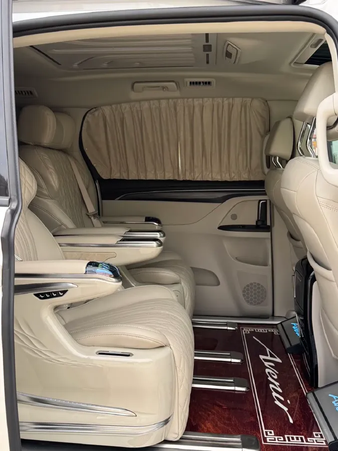 2022 Buick GL8 2.0T 237HP L4 9AT,autocango,china used car exporter,china ev exporter,chinese used car exporter,chinese used ev exporter