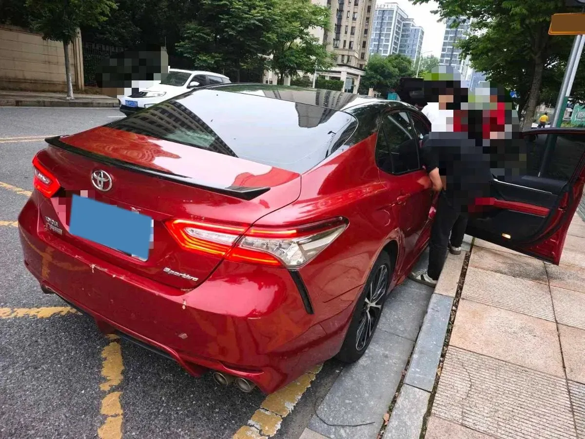 2018 Toyota Camry 2.5L 209HP L4 8AT,autocango,china used car exporter,china ev exporter,chinese used car exporter,chinese used ev exporter