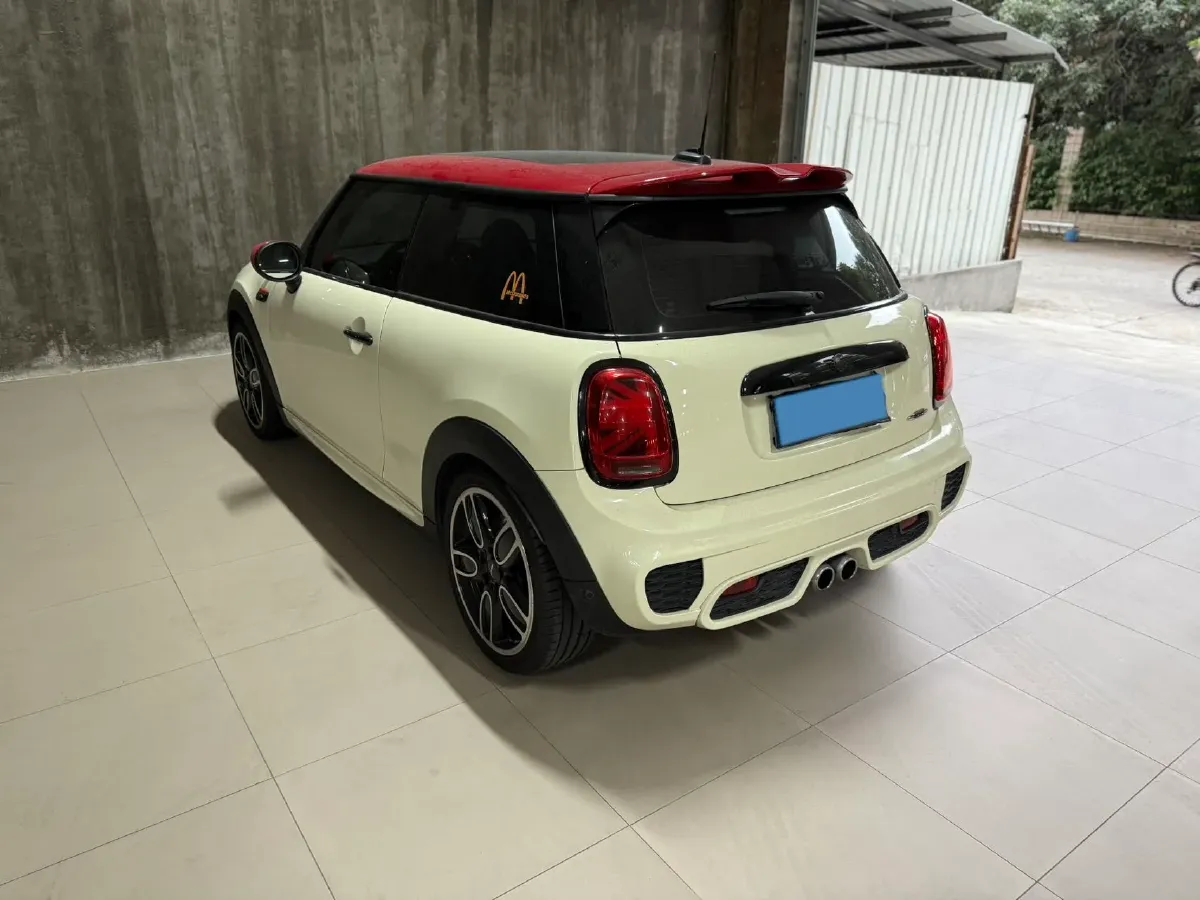 2019 MINI MINI 2.0T 192HP L4 7DCT,autocango,china used car exporter,china ev exporter,chinese used car exporter,chinese used ev exporter