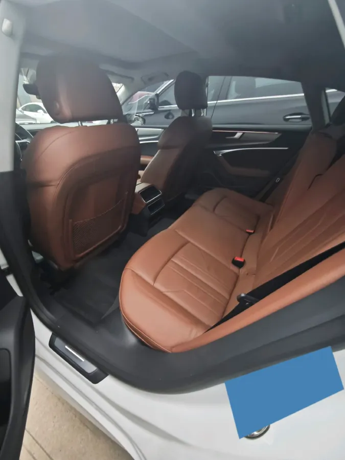 2021 Audi A7 2.0T 245HP L4 7DCT,autocango,china used car exporter,china ev exporter,chinese used car exporter,chinese used ev exporter