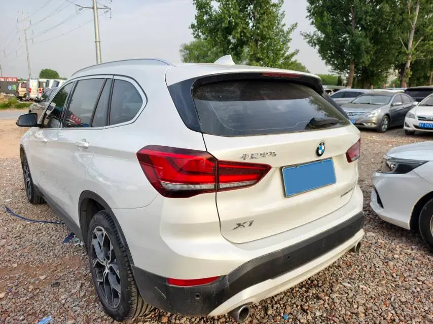 2022 BMW X1 2.0T 192HP L4 7DCT,autocango,china used car exporter,china ev exporter,chinese used car exporter,chinese used ev exporter