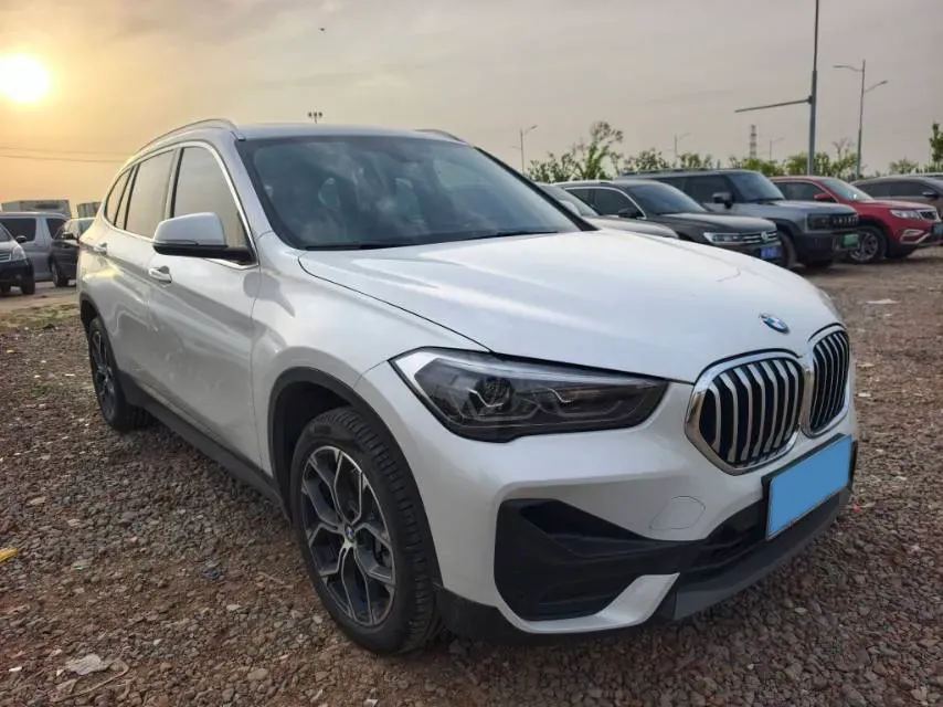 2022 BMW X1 2.0T 192HP L4 7DCT,autocango,china used car exporter,china ev exporter,chinese used car exporter,chinese used ev exporter