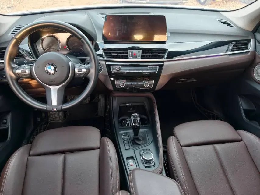 2022 BMW X1 2.0T 192HP L4 7DCT,autocango,china used car exporter,china ev exporter,chinese used car exporter,chinese used ev exporter