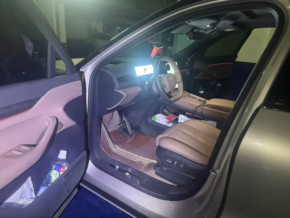 2024 NIO ES8 BEV 75KWH,autocango,china used car exporter,china ev exporter,chinese used car exporter,chinese used ev exporter