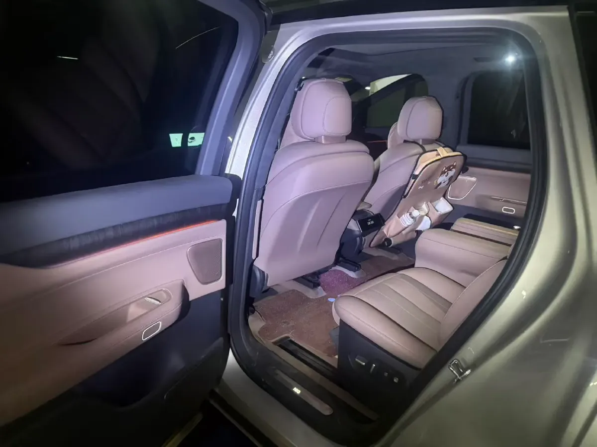 2024 NIO ES8 BEV 75KWH,autocango,china used car exporter,china ev exporter,chinese used car exporter,chinese used ev exporter