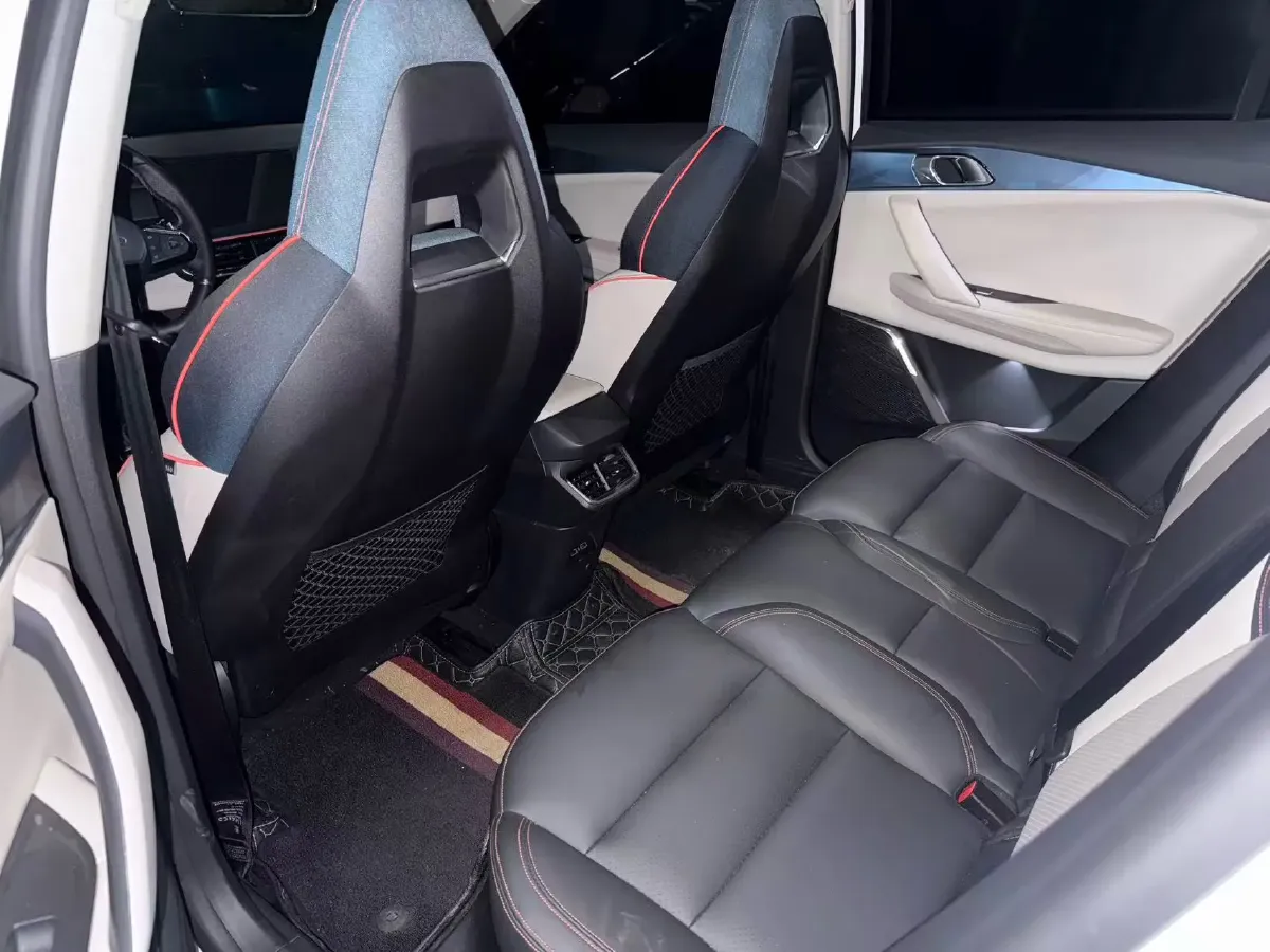 2020 LYNK&CO 06 1.5T 177HP L3 7DCT,autocango,china used car exporter,china ev exporter,chinese used car exporter,chinese used ev exporter