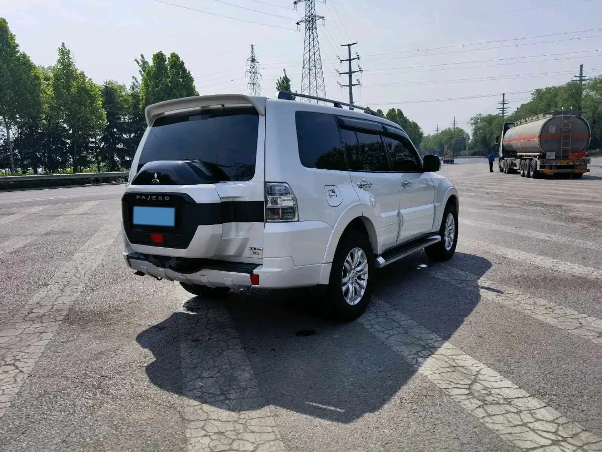 2017 Honda Jade 1.8L 141HP L4 5AT,autocango,china used car exporter,china ev exporter,chinese used car exporter,chinese used ev exporter