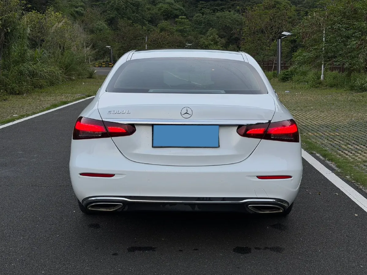 2023 Mercedes-Benz E Class 2.0T 258HP L4 9AT,autocango,china used car exporter,china ev exporter,chinese used car exporter,chinese used ev exporter
