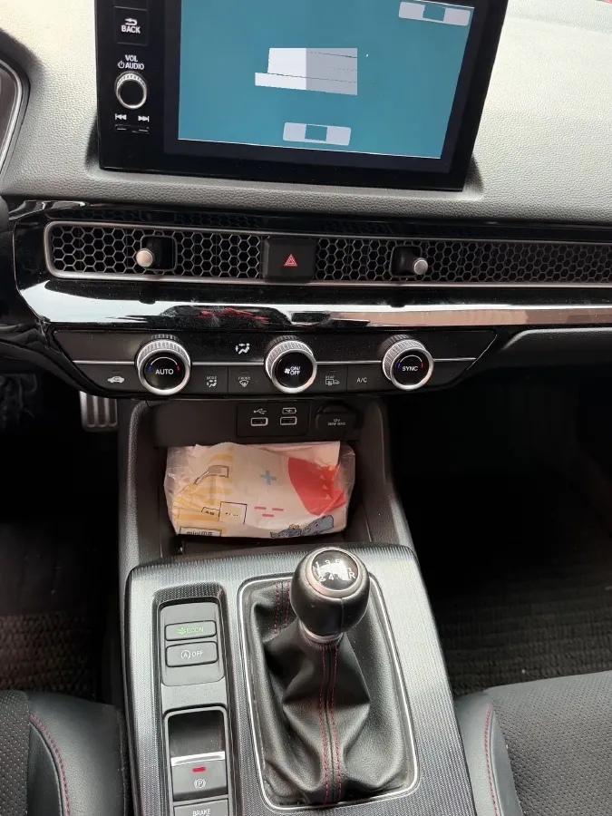 2023 Honda Civic 1.5T 182HP L4 6MT,autocango,china used car exporter,china ev exporter,chinese used car exporter,chinese used ev exporter