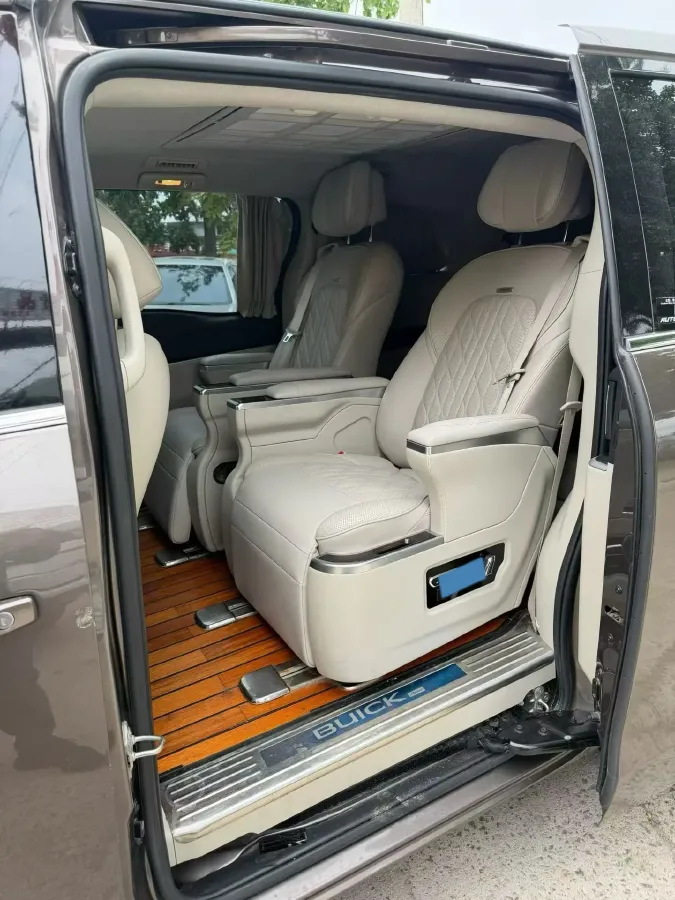 2020 Buick GL8 2.0T 237HP L4 9AT,autocango,china used car exporter,china ev exporter,chinese used car exporter,chinese used ev exporter