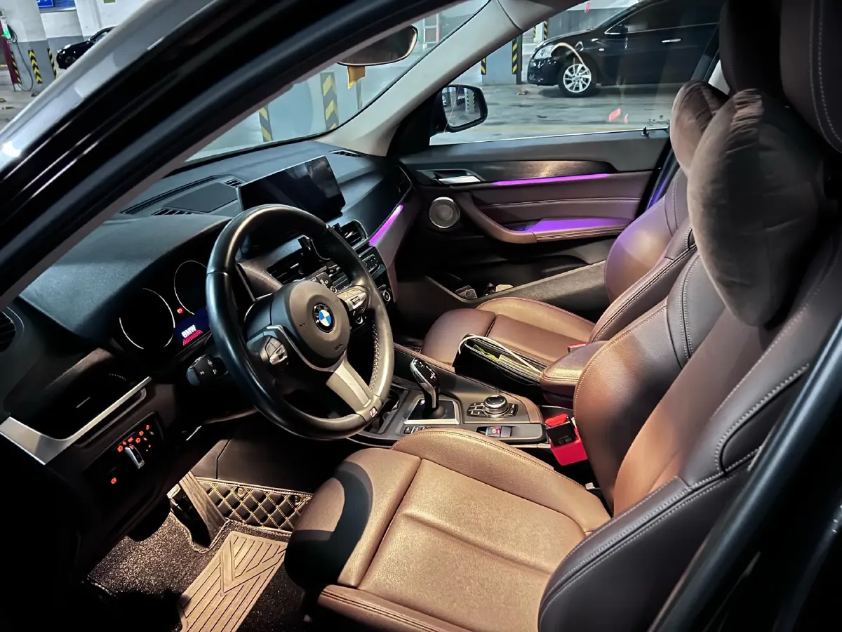 2022 BMW X1 2.0T 192HP L4 7DCT,autocango,china used car exporter,china ev exporter,chinese used car exporter,chinese used ev exporter