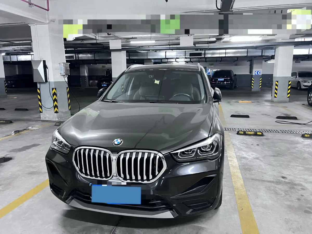 2022 BMW X1 2.0T 192HP L4 7DCT,autocango,china used car exporter,china ev exporter,chinese used car exporter,chinese used ev exporter