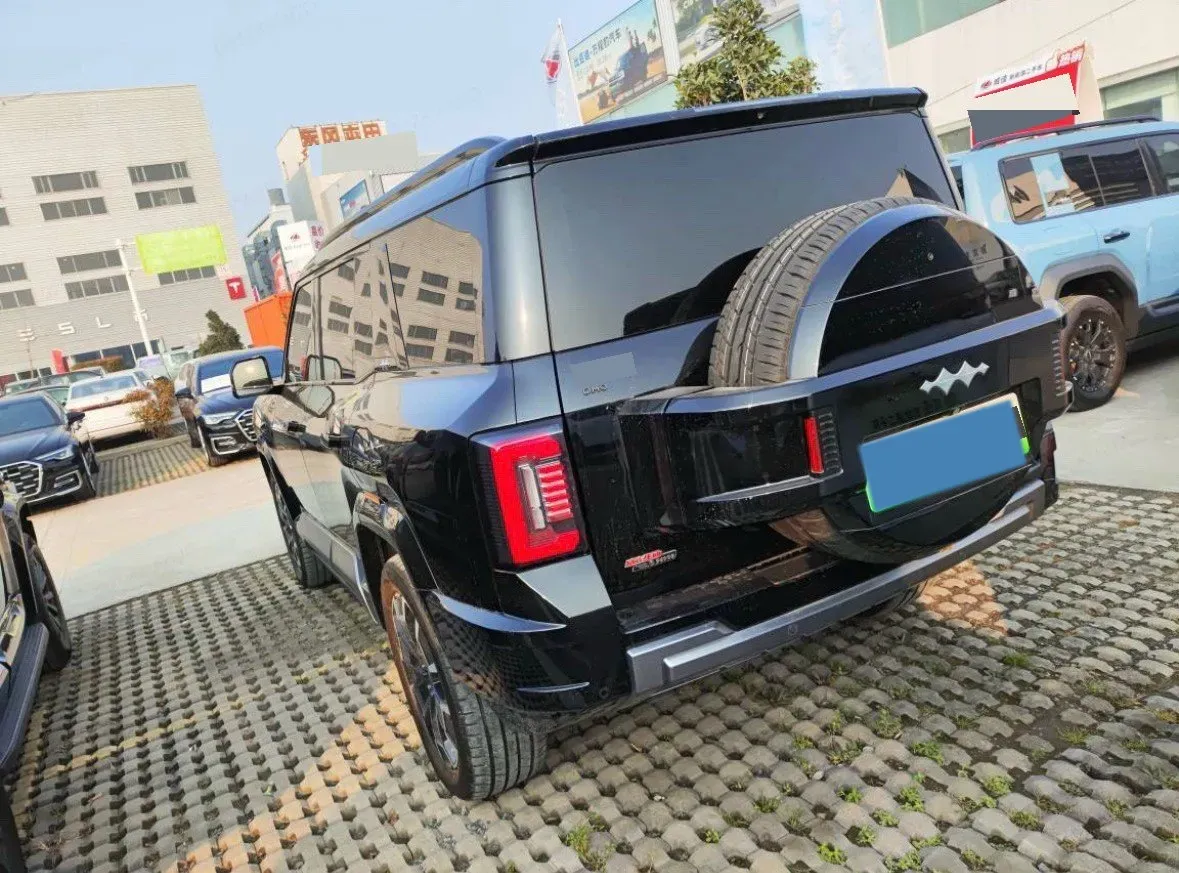 2025 FangChengBao Bao 8 2.0T 245HP L4 E-CVT PHEV 36.8KWH,autocango,china used car exporter,china ev exporter,chinese used car exporter,chinese used ev exporter