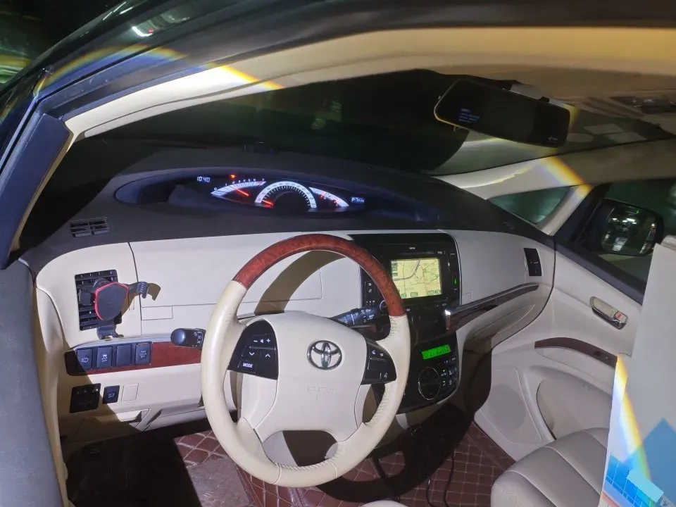 2012 Toyota Previa 2.4L 170HP L4 CVT,autocango,china used car exporter,china ev exporter,chinese used car exporter,chinese used ev exporter