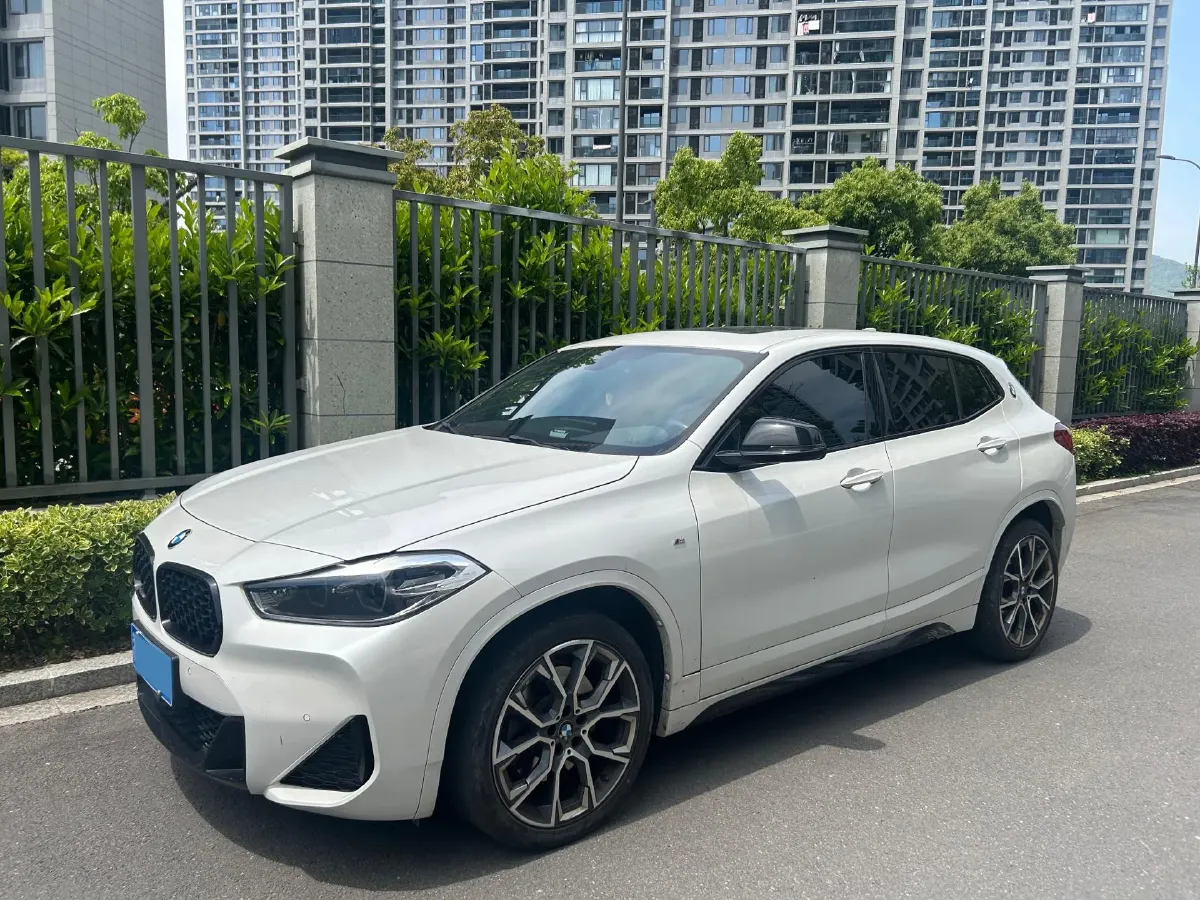 2021 BMW X2 2.0T 192HP L4 7DCT,autocango,china used car exporter,china ev exporter,chinese used car exporter,chinese used ev exporter