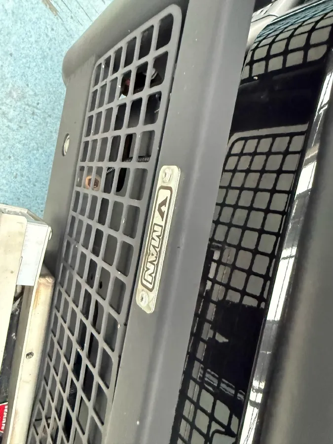 2021 Land Rover Defender 3.0T 400HP L6 8AT,autocango,china used car exporter,china ev exporter,chinese used car exporter,chinese used ev exporter