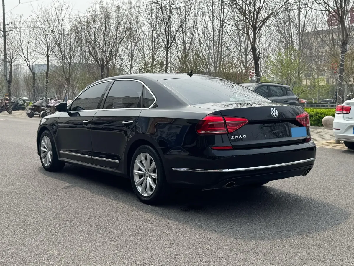2017 Volkswagen Passat 1.8T 180HP L4 7DCT,autocango,china used car exporter,china ev exporter,chinese used car exporter,chinese used ev exporter