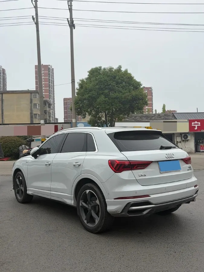 2021 Audi Q3 1.4T 150HP L4 7DCT,autocango,china used car exporter,china ev exporter,chinese used car exporter,chinese used ev exporter