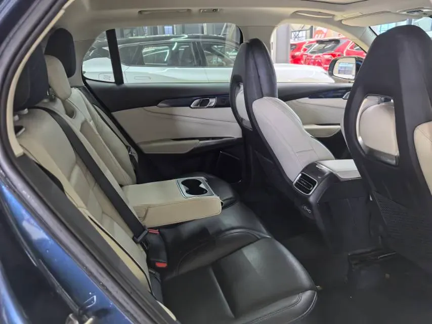 2020 LYNK&CO 01 2.0T 190HP L4 6AT,autocango,china used car exporter,china ev exporter,chinese used car exporter,chinese used ev exporter