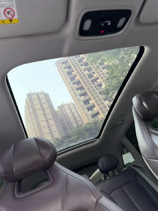 2023 Leapmotor C11 Range Extended 131HP REEV 30.1KWH,autocango,china used car exporter,china ev exporter,chinese used car exporter,chinese used ev exporter