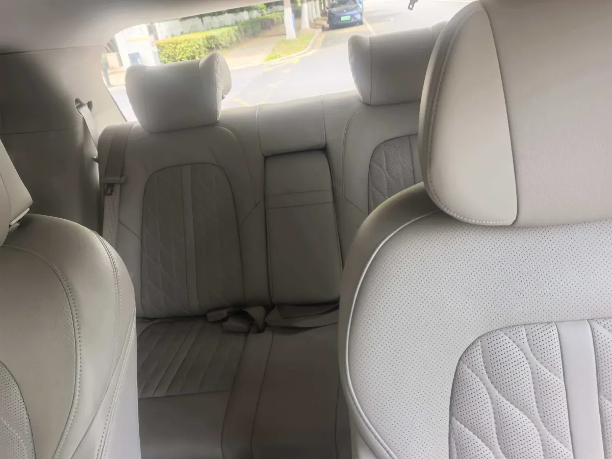 2018 Buick GL8 2.0T 260HP L4 6AT,autocango,china used car exporter,china ev exporter,chinese used car exporter,chinese used ev exporter