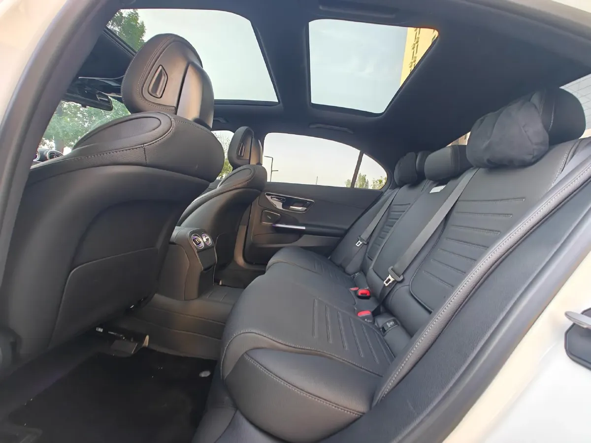 2025 Mercedes-Benz C Class 1.5T 204HP L4 9AT,autocango,china used car exporter,china ev exporter,chinese used car exporter,chinese used ev exporter