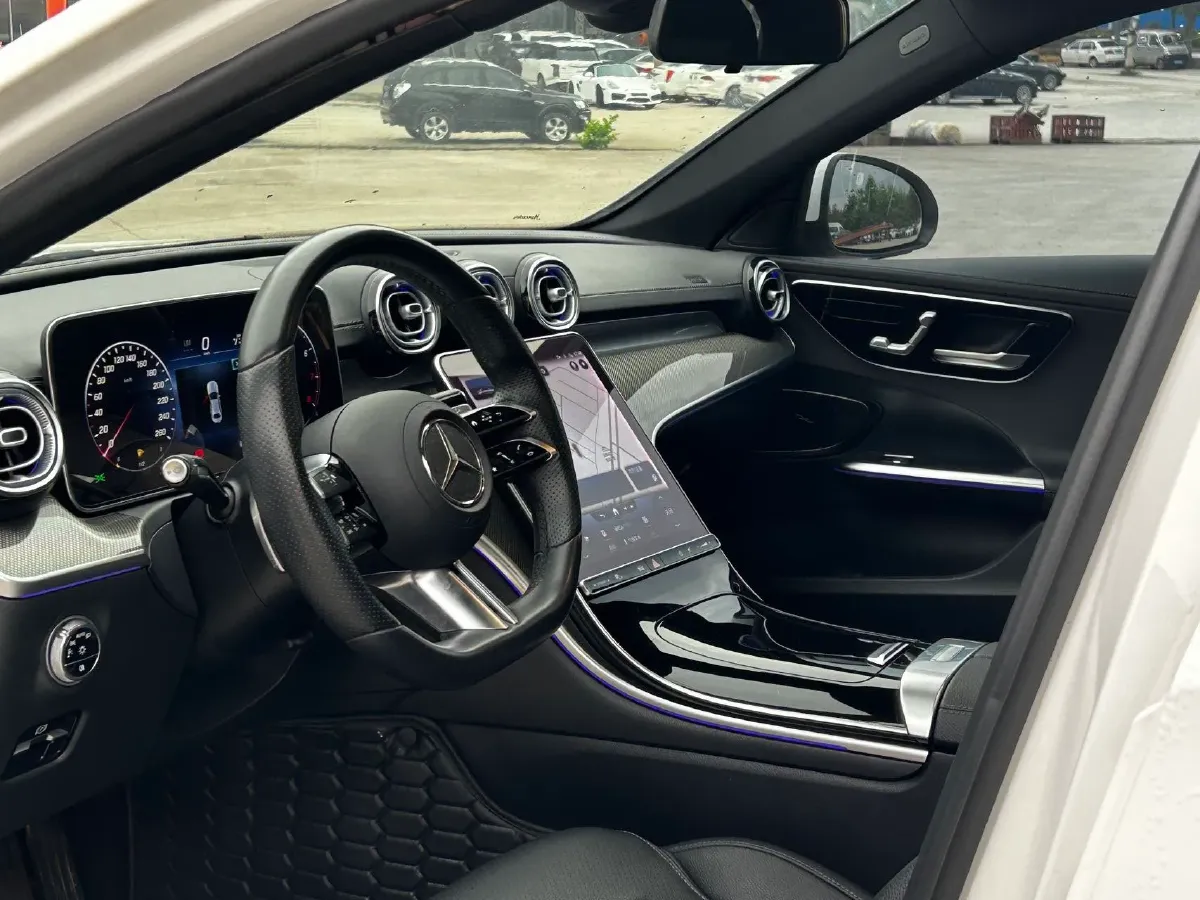 2022 Mercedes-Benz C Class 1.5T 204HP L4 9AT,autocango,china used car exporter,china ev exporter,chinese used car exporter,chinese used ev exporter