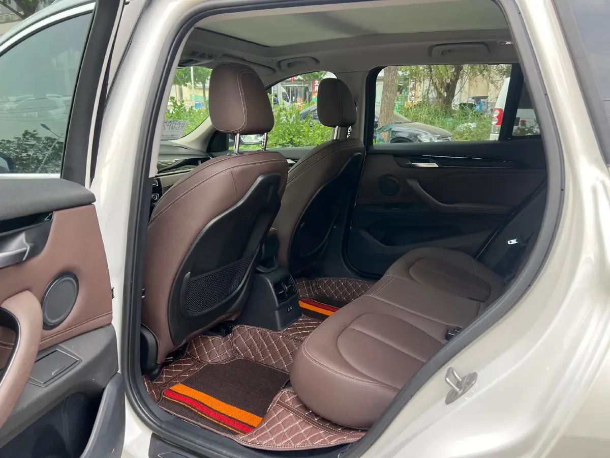 2020 BMW X1 2.0T 192HP L4 7DCT,autocango,china used car exporter,china ev exporter,chinese used car exporter,chinese used ev exporter