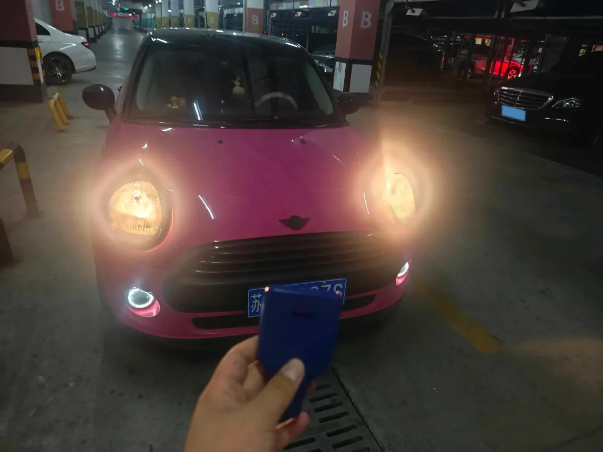 2020 MINI MINI 1.5T 102HP L3 7DCT,autocango,china used car exporter,china ev exporter,chinese used car exporter,chinese used ev exporter