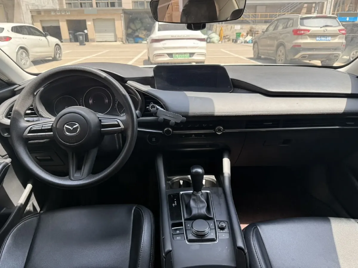 2020 Mazda 3 Axela 1.5L 117HP L4 6AT,autocango,china used car exporter,china ev exporter,chinese used car exporter,chinese used ev exporter