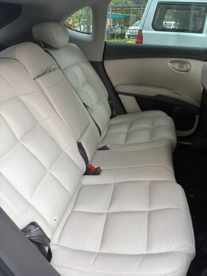 2025 IM LS6 BEV 100KWH,autocango,china used car exporter,china ev exporter,chinese used car exporter,chinese used ev exporter