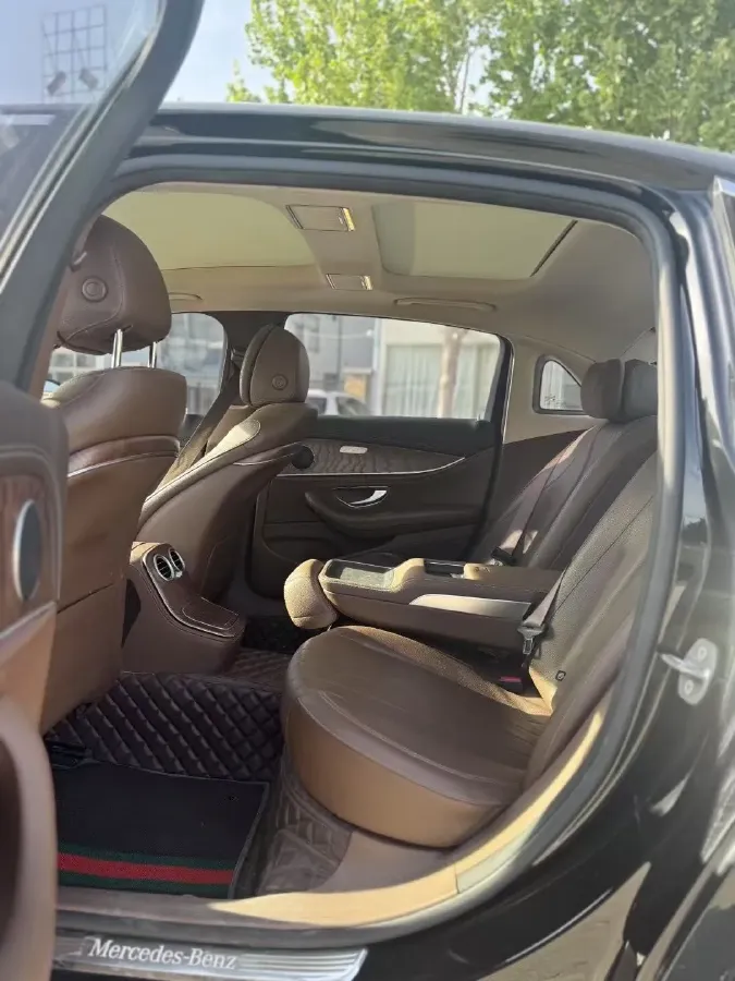 2023 Mercedes-Benz E Class 2.0T 197HP L4 9AT,autocango,china used car exporter,china ev exporter,chinese used car exporter,chinese used ev exporter