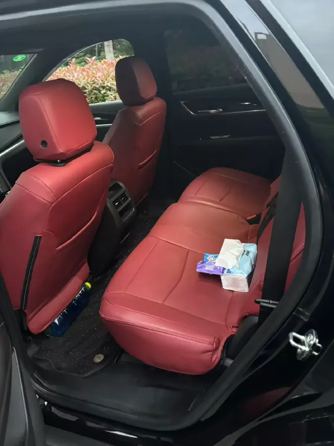 2022 Cadillac XT5 2.0T 237HP L4 9AT,autocango,china used car exporter,china ev exporter,chinese used car exporter,chinese used ev exporter