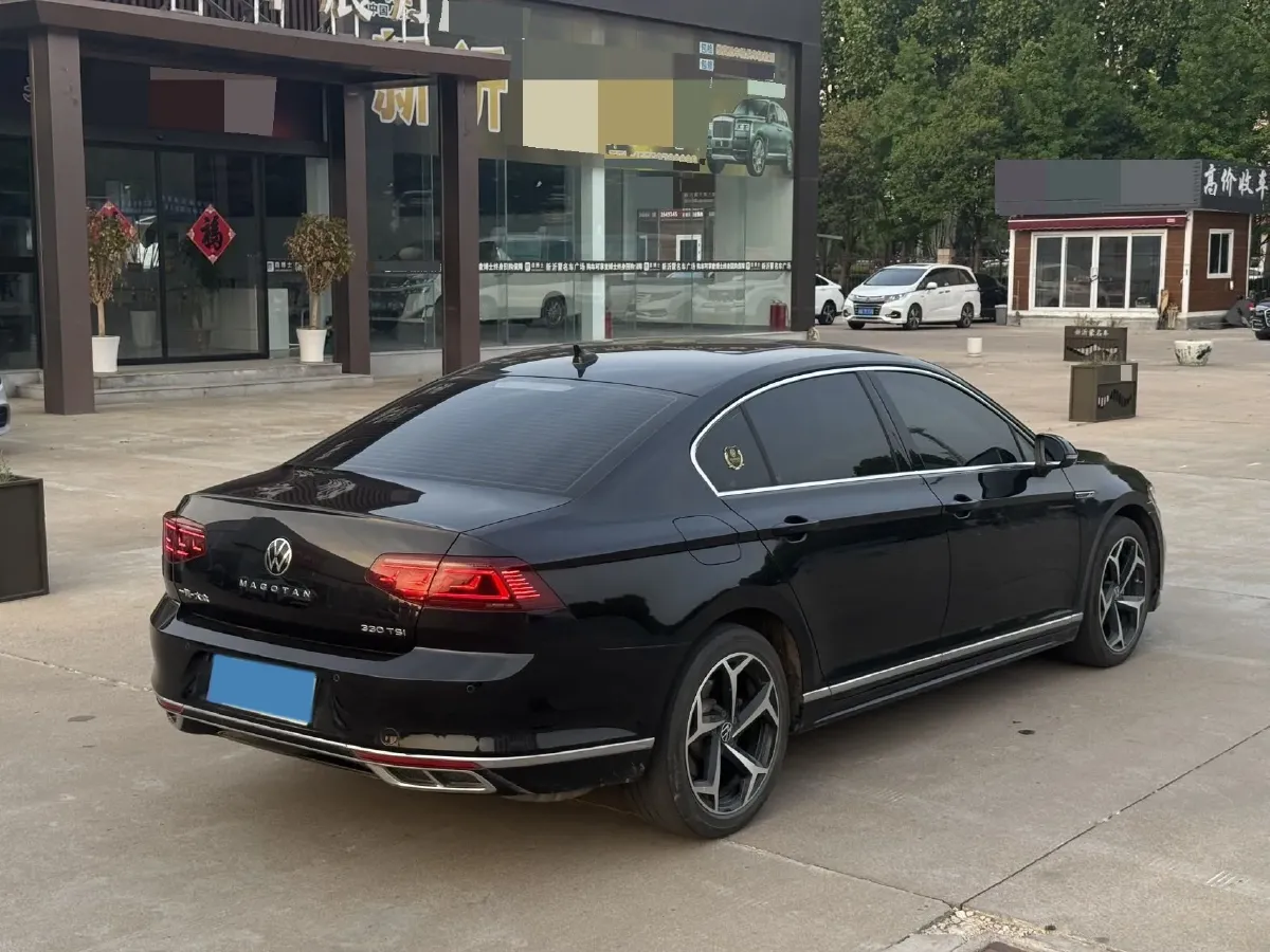 2023 Volkswagen Magotan 2.0T 186HP L4 7DCT,autocango,china used car exporter,china ev exporter,chinese used car exporter,chinese used ev exporter