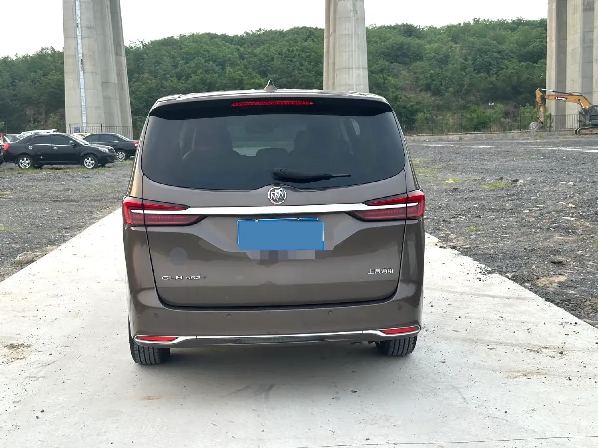 2023 Buick GL8 2.0T 237HP L4 9AT,autocango,china used car exporter,china ev exporter,chinese used car exporter,chinese used ev exporter