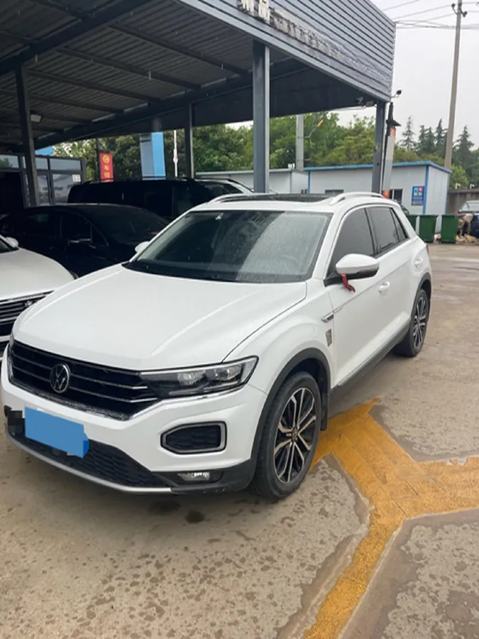2021 Volkswagen T-Roc 1.4T 150HP L4 7DCT,autocango,china used car exporter,china ev exporter,chinese used car exporter,chinese used ev exporter