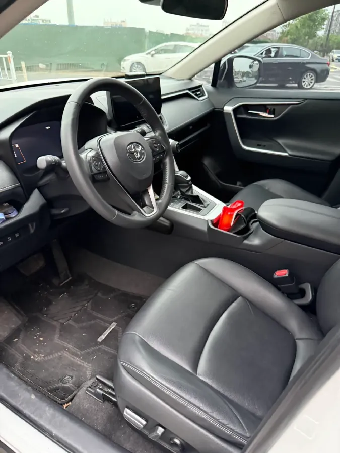 2023 Toyota RAV4 2.0L 171HP L4 CVT,autocango,china used car exporter,china ev exporter,chinese used car exporter,chinese used ev exporter