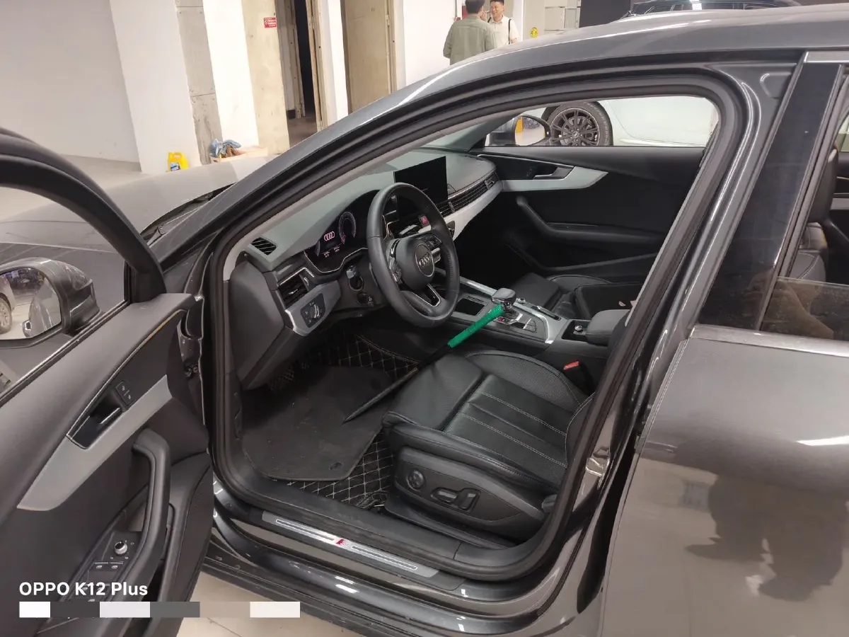 2020 Audi A4L 2.0T 190HP L4 7DCT,autocango,china used car exporter,china ev exporter,chinese used car exporter,chinese used ev exporter