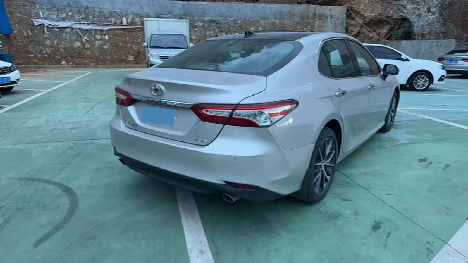 2021 Toyota Camry 2.5L 209HP L4 8AT,autocango,china used car exporter,china ev exporter,chinese used car exporter,chinese used ev exporter