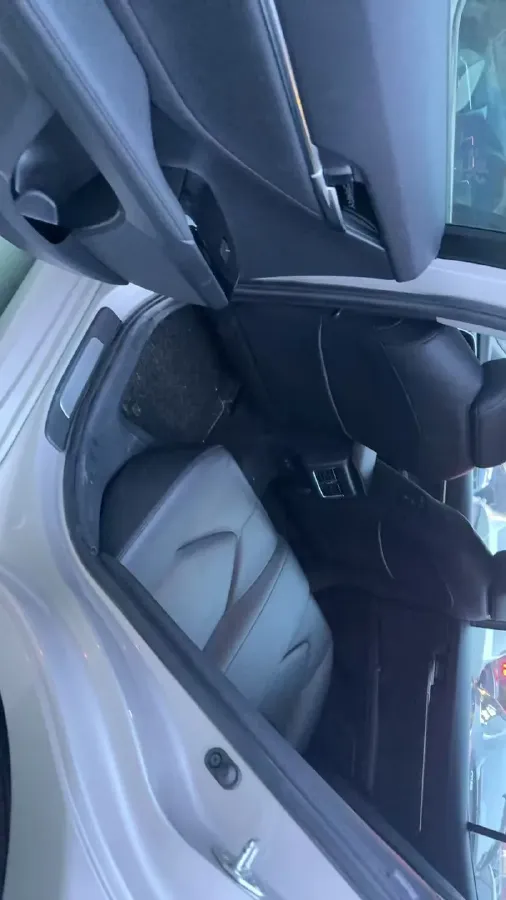 2021 Toyota Camry 2.5L 209HP L4 8AT,autocango,china used car exporter,china ev exporter,chinese used car exporter,chinese used ev exporter