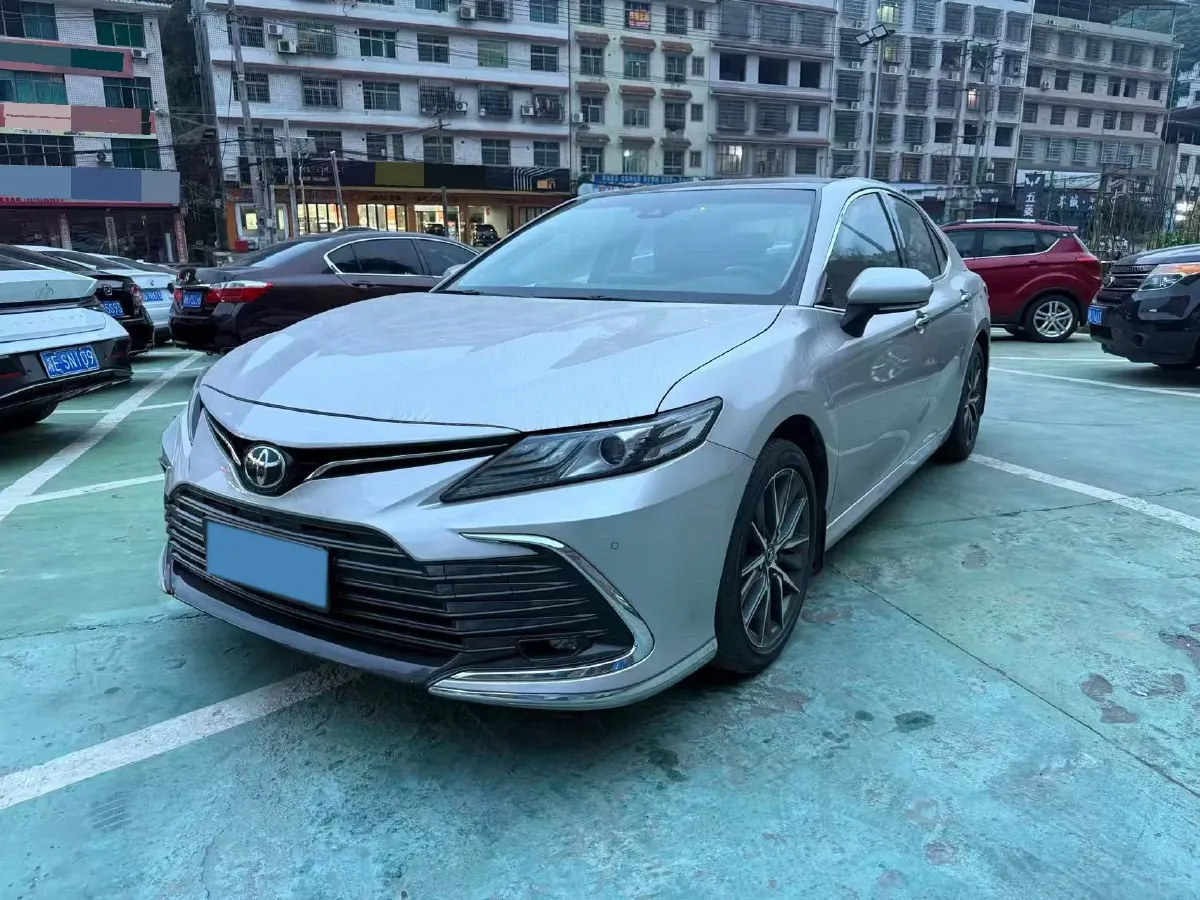 2021 Toyota Camry 2.5L 209HP L4 8AT,autocango,china used car exporter,china ev exporter,chinese used car exporter,chinese used ev exporter