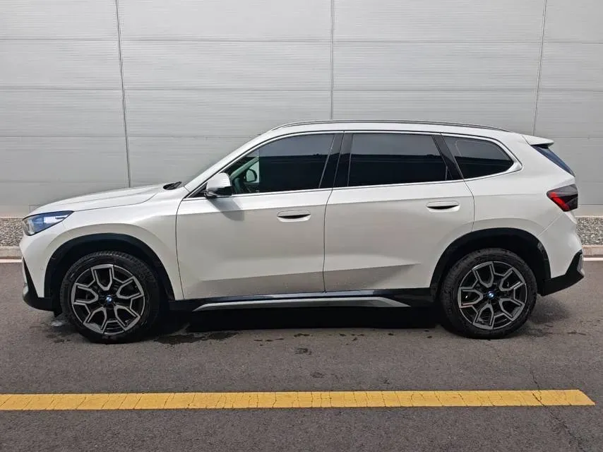 2025 BMW X1 2.0T 204HP L4 7DCT,autocango,china used car exporter,china ev exporter,chinese used car exporter,chinese used ev exporter