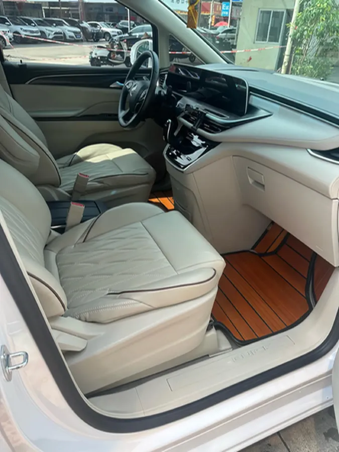 2022 Buick GL8 2.0T 237HP L4 9AT,autocango,china used car exporter,china ev exporter,chinese used car exporter,chinese used ev exporter